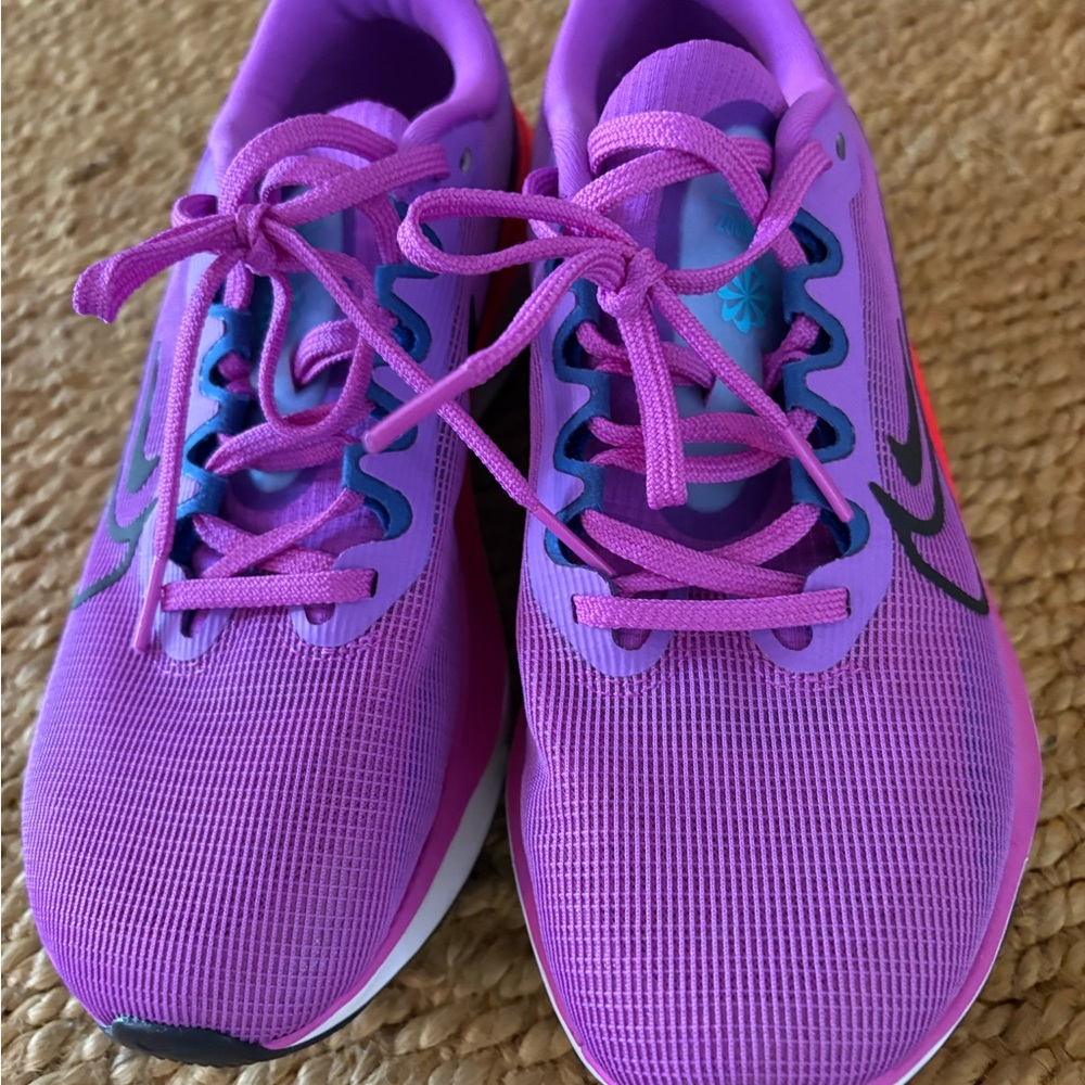 Nike Women's Zoom Fly 5 Purple Running Shoes - Picture 2 of 7
